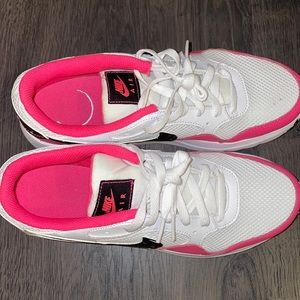 Pink air max